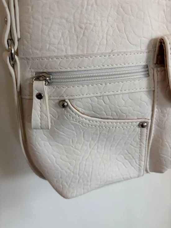 Rossetti Women's White Crossbody HandBag Purse with Front Pockets - Picture 4 of 10